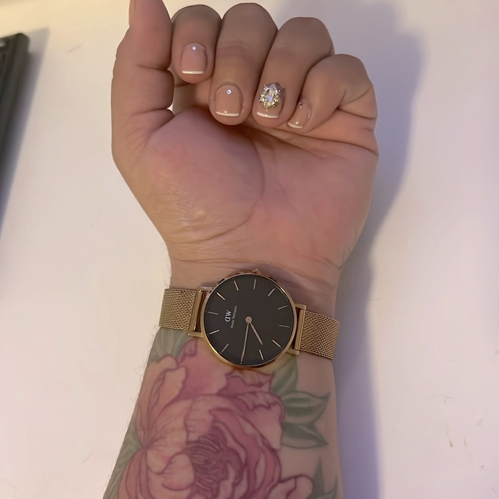 Daniel Wellington gold watch